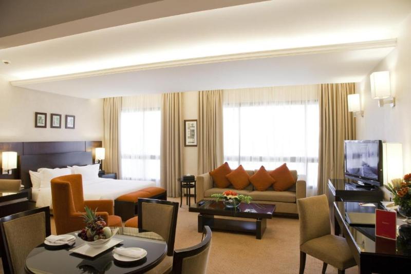 اتاق اجرایی, Ramada Plaza By Wyndham Beirut Raouche