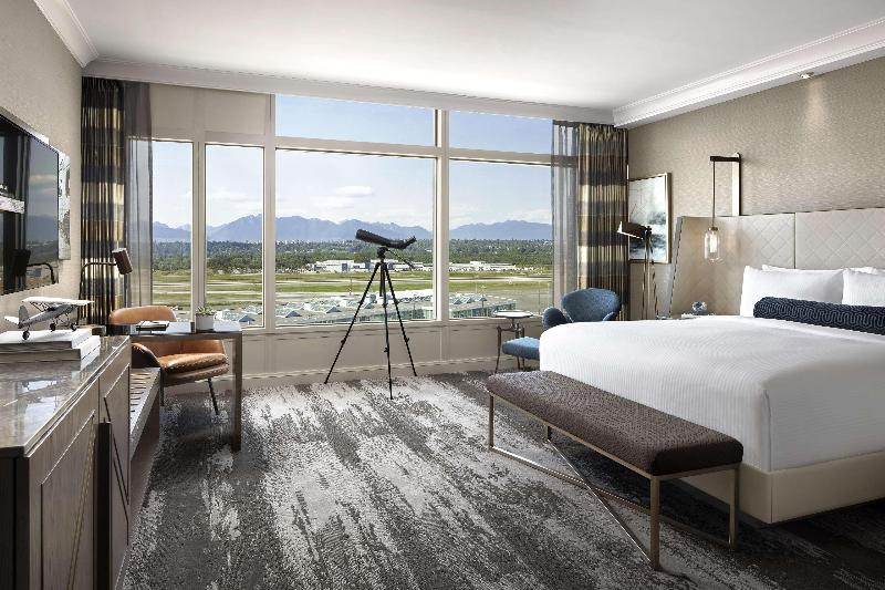 اتاق استاندارد با چشم‌انداز, Fairmont Vancouver Airport Interminal