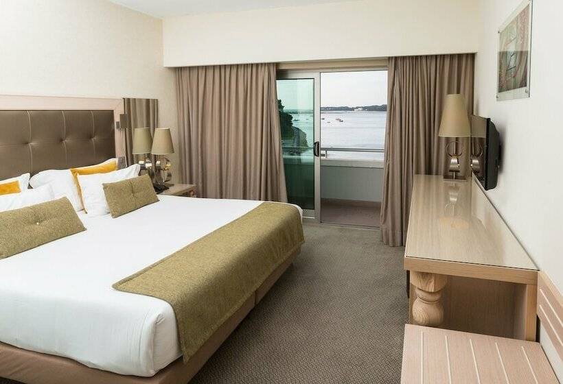 اتاق استاندارد با چشم‌انداز رودخانه, Porta do Sol Conference & Spa