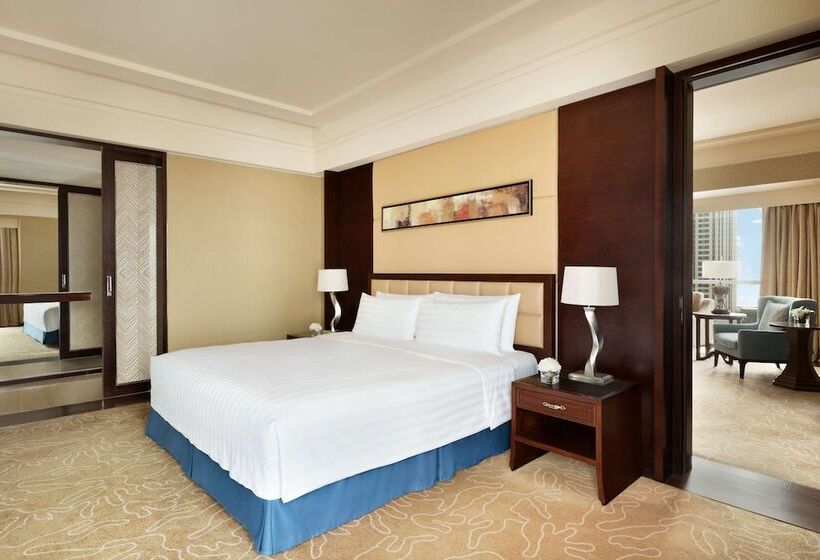 Президентский Люкс, Shangri La Qingdao   May Fourth Square