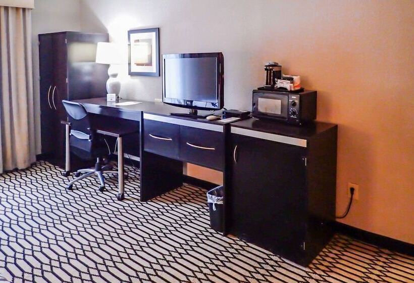 スイート, Bwi Suites