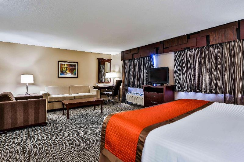 سوییت اجرایی, Tuscany Suites & Casino
