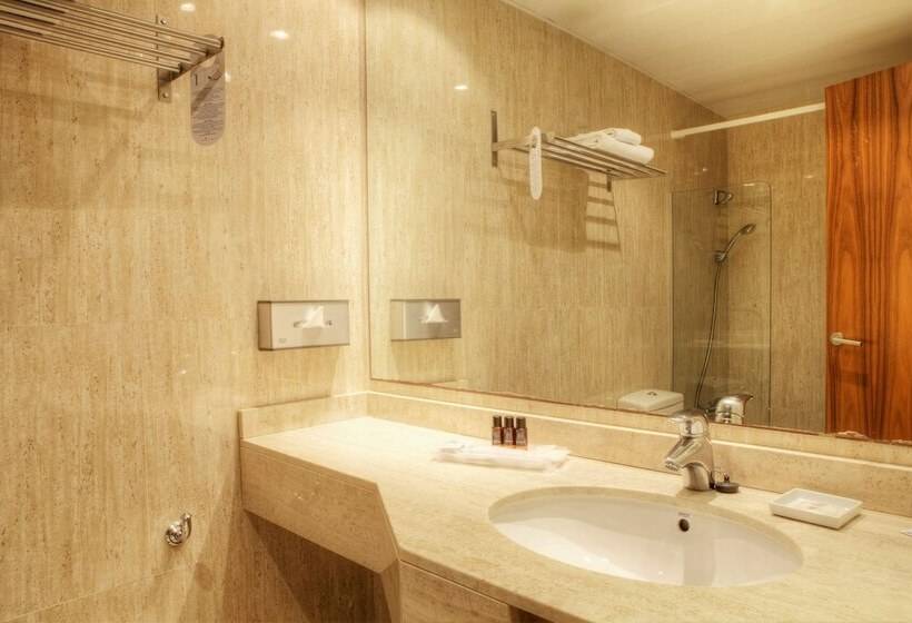 Студио Стандарт Вид на Бассейн, Sunway Playa Golf & Spa Sitges