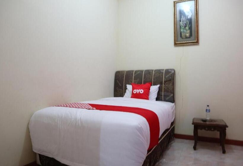 Pokój Standard Jednoosobowy, Reddoorz Syariah At D Rizs Homestay