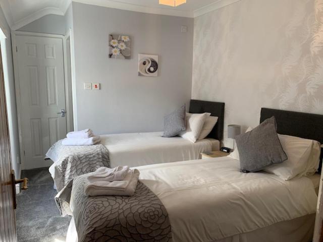 Номер Стандарт, B&b Ty Cornel