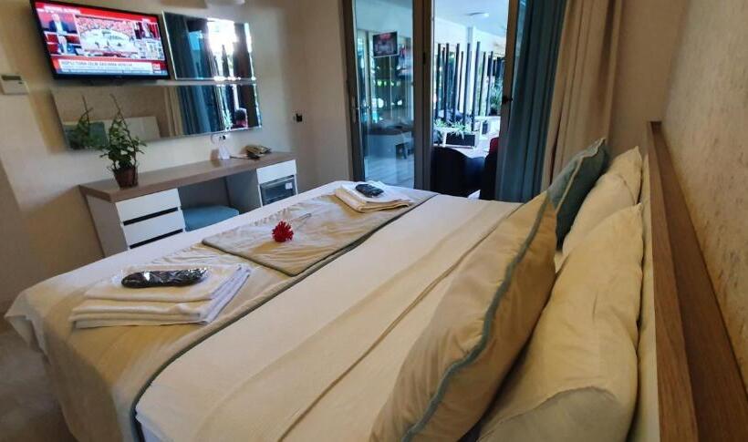 Номер Deluxe, The D Hotel Spa & Resort