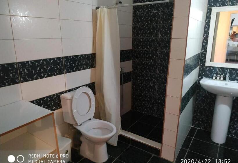 Семейный Номер, Central