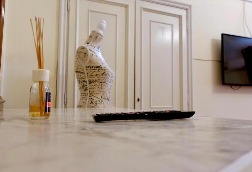 اتاق استاندارد سه تخته با سرویس بهداشتی مشترک, Antico Pozzo Bed And Breakfast
