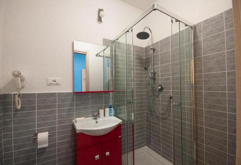 اتاق عادی, B&b Dream