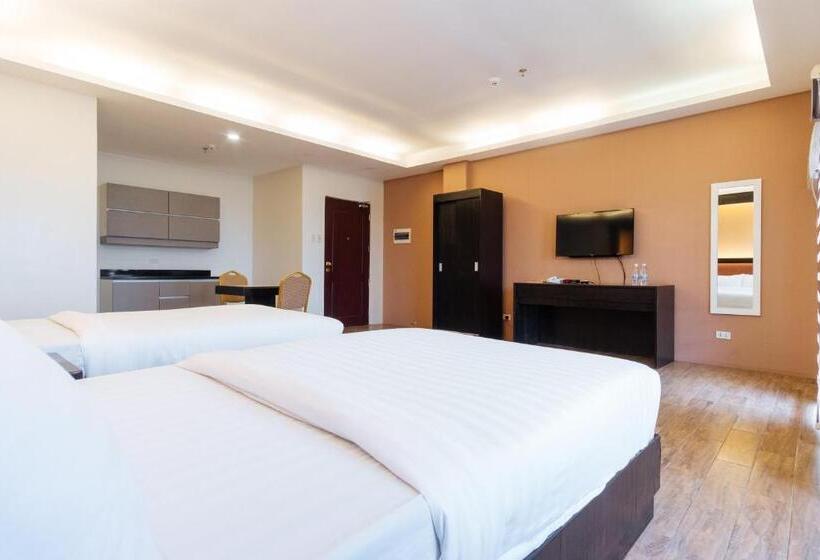 اتاق لوکس خانوادگی, Northpointe Residences