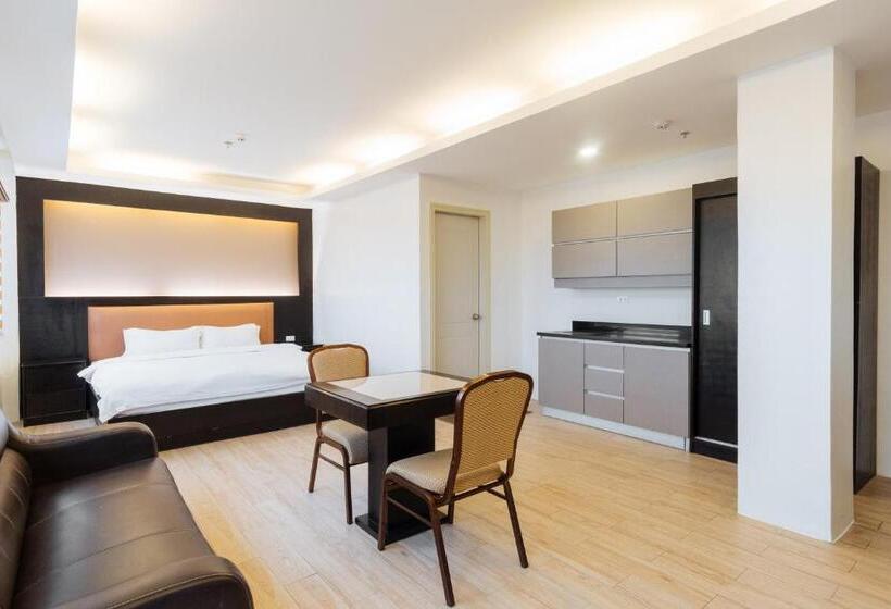 سوییت سوپریور, Northpointe Residences