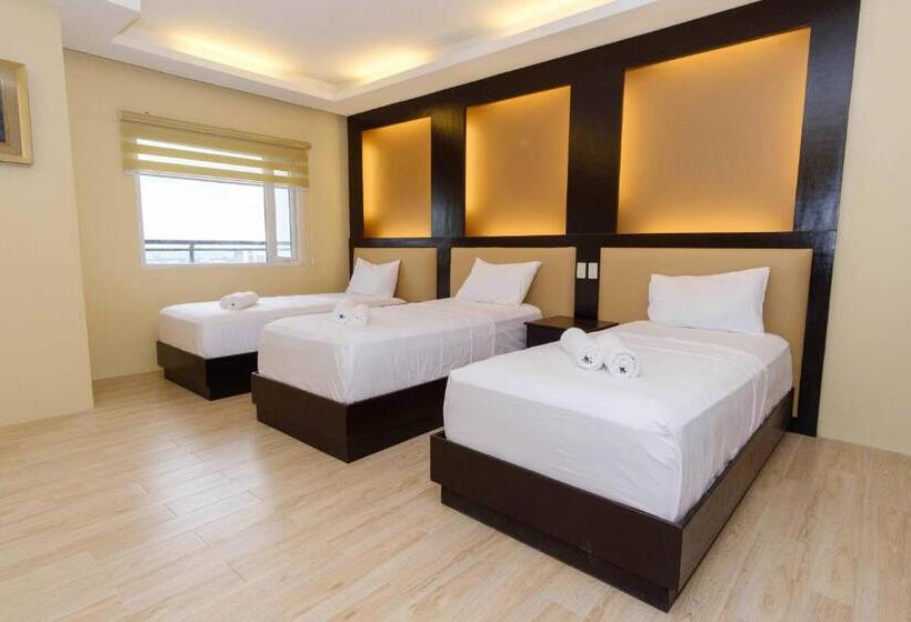 اتاق لوکس سه تخته, Northpointe Residences
