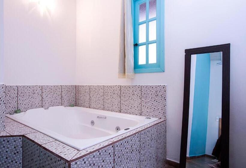 جناح ديلوكس, Pousada Vila Suiça   Monte Verde