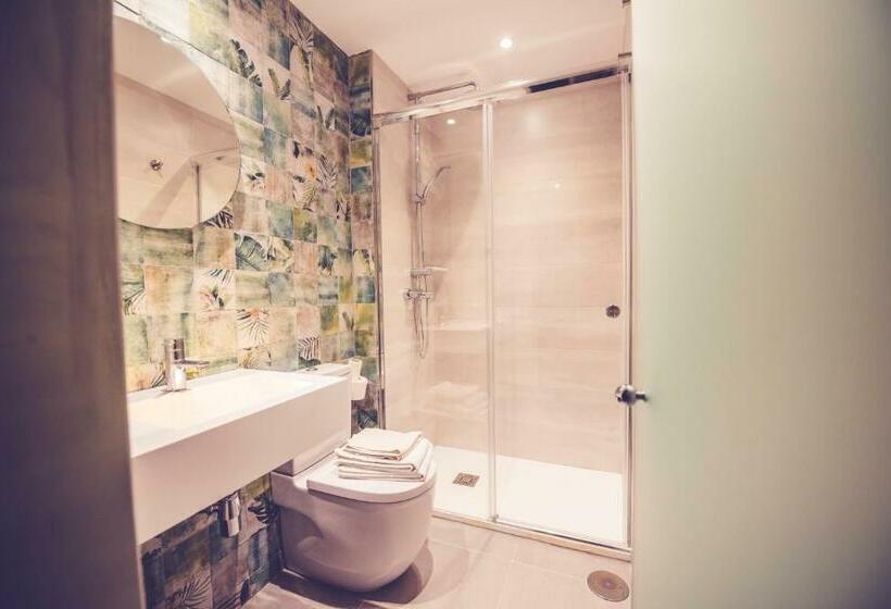 اتاق استاندارد یک نفره, Hostal Marlasca
