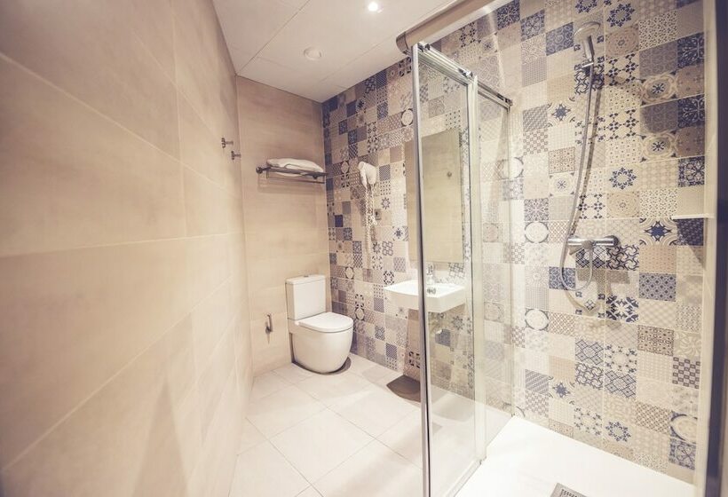 اتاق استاندارد یک نفره, Hostal Marlasca