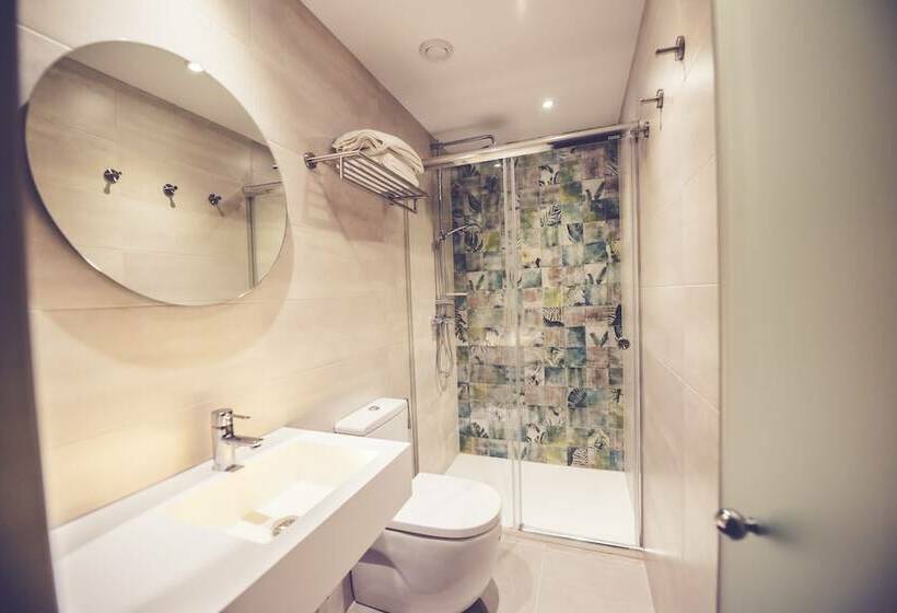 سوییت جونیور, Hostal Marlasca