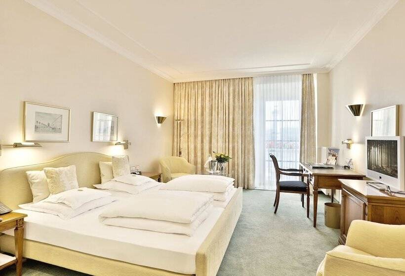 Номер Стандарт, Bayerischer Hof