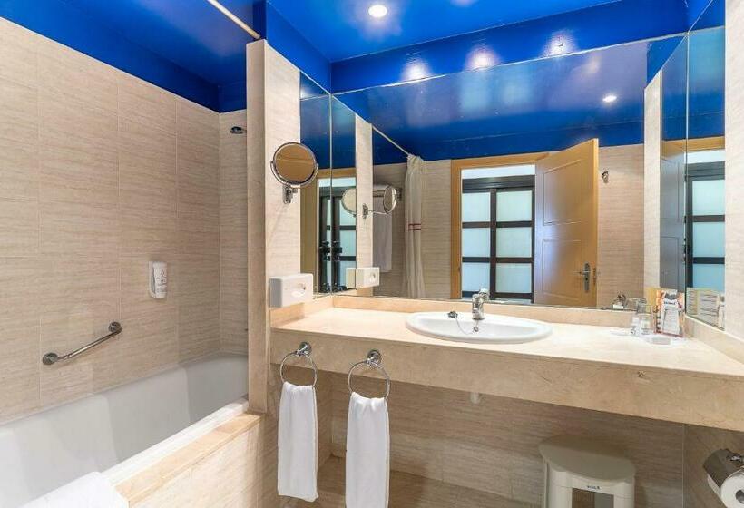 Quarto Familiar, Costa Calero Thalasso & Spa