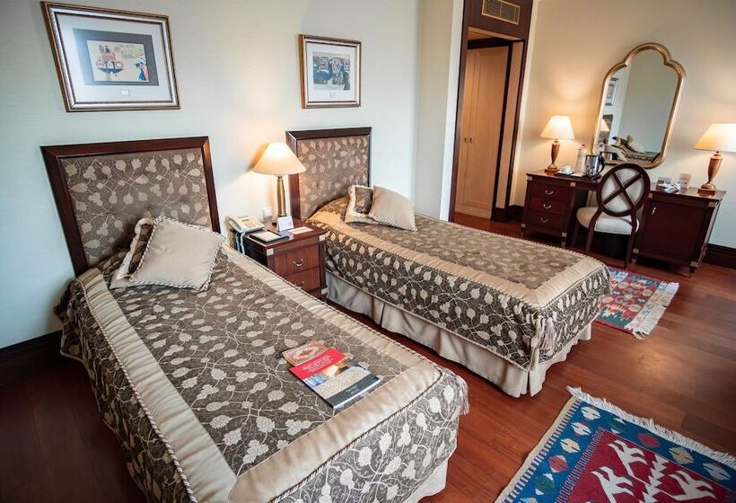 Deluxe Triple Room, Eresin Hotels Sultanahmet   Boutique Class