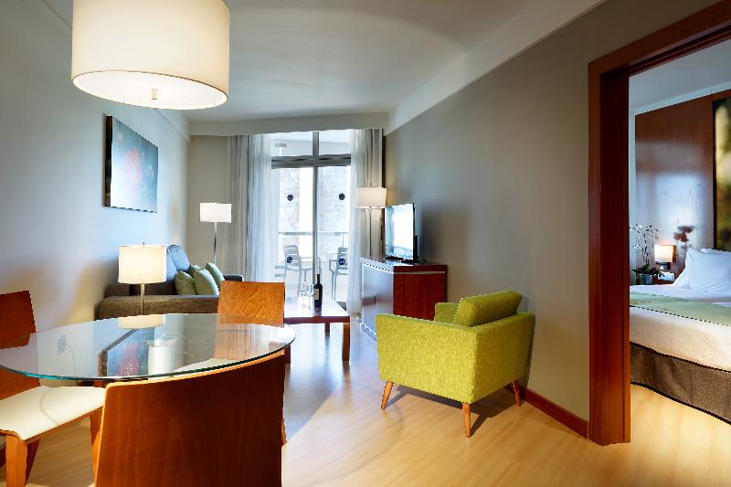 Полулюкс, Eurostars Las Salinas