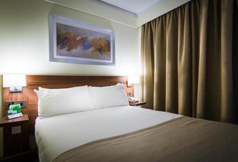 适合残疾人使用的标准间, Holiday Inn Chester South, An Ihg