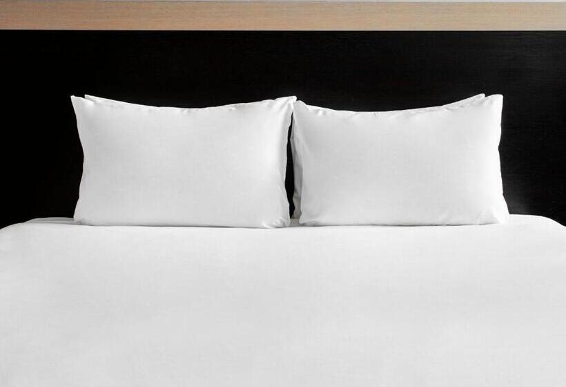 Номер Стандарт Адаптированный для Инвалидов, Holiday Inn Rugby Northampton M1 Jct18, An Ihg
