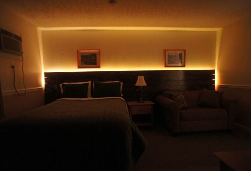 Люкс, Silverwood Inn & Suites