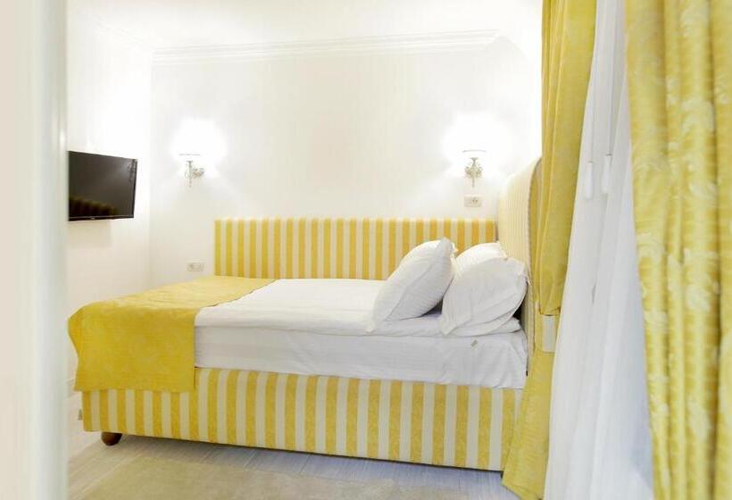 اتاق استاندارد یک نفره, Excelsior Boutique Hotel Sinaia