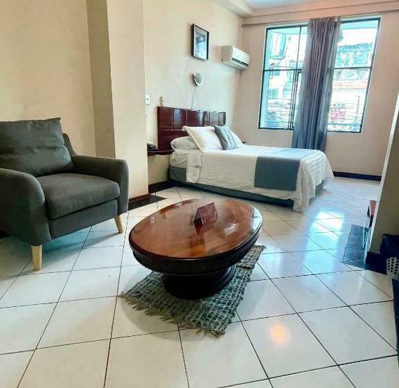 Номер Superior, House Center