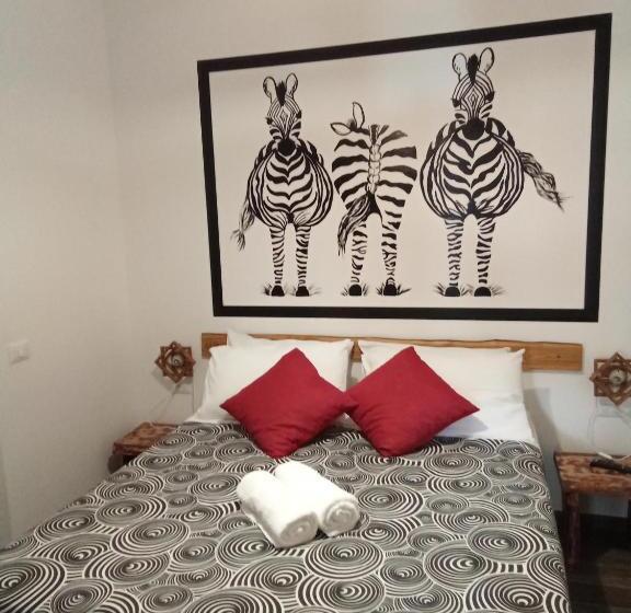 استودیو خانوادگی, Big Mama Jungle Rooms