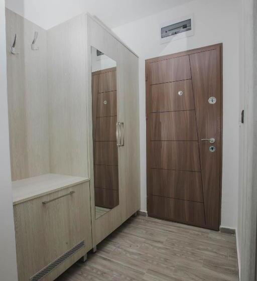 اتاق استاندارد, Dapčević