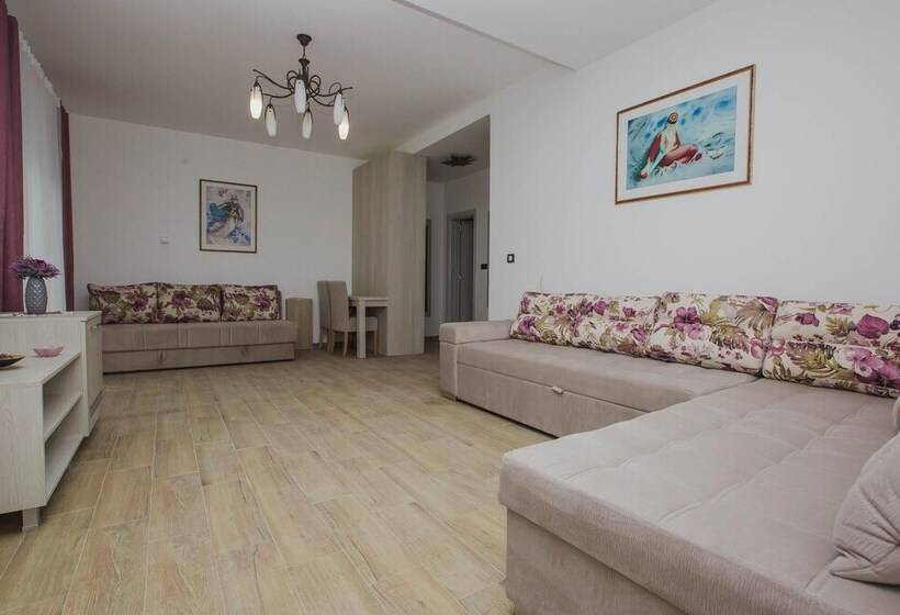 اتاق استاندارد, Dapčević