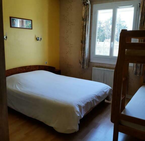 Номер Стандарт Кровать Кинг Адаптированный для Инвалидов, Home Des Pins Sarl