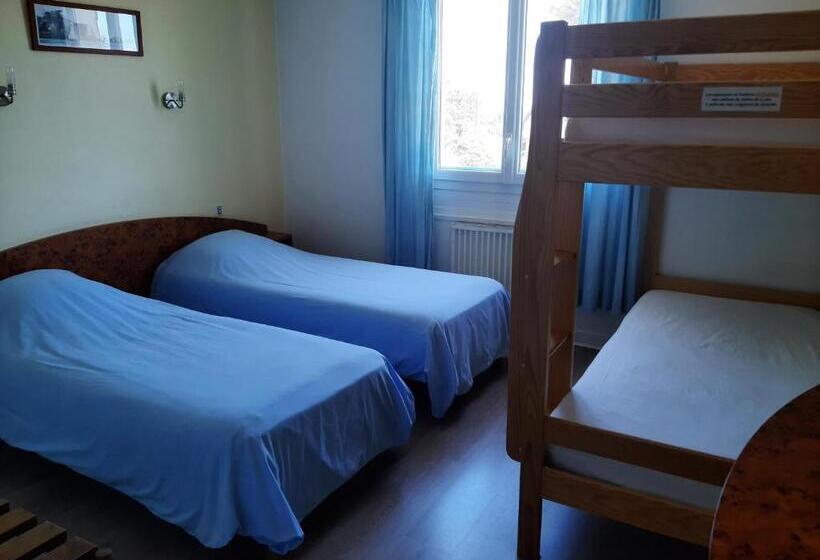 Четырехместный Номер Классик, Home Des Pins Sarl