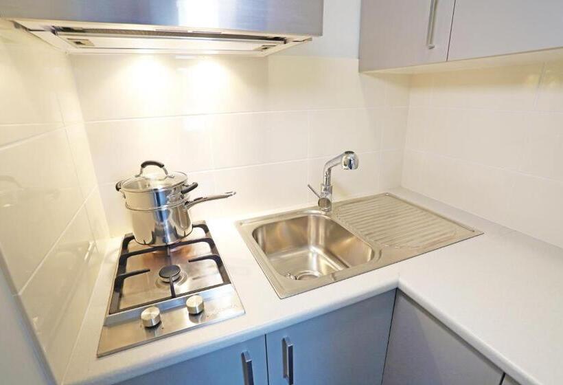 Студия Стандарт, Eastend Studio Apartments