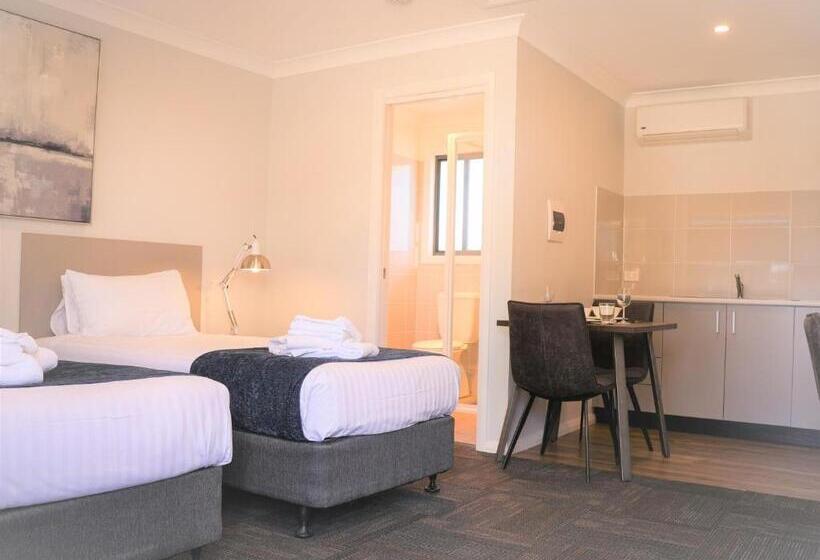 Номер Стандарт, Eastend Studio Apartments