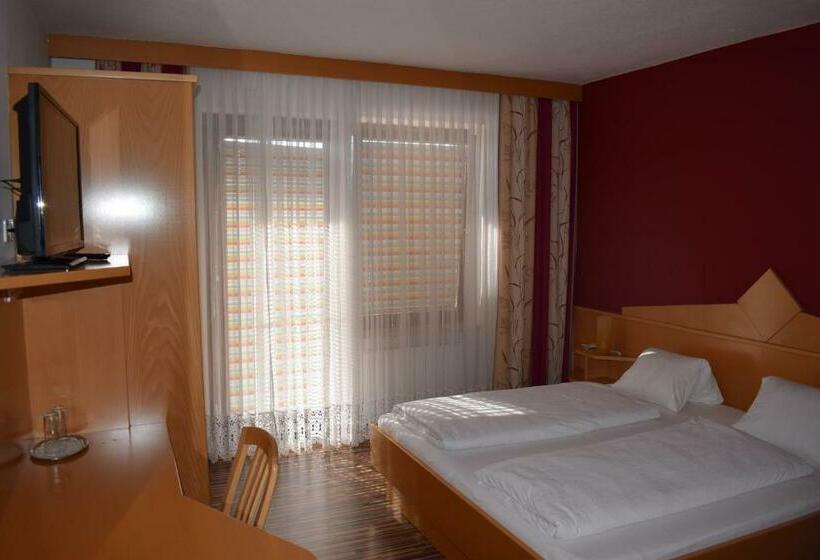 Quarto Estandar Vista Lago, Pension Seeblick