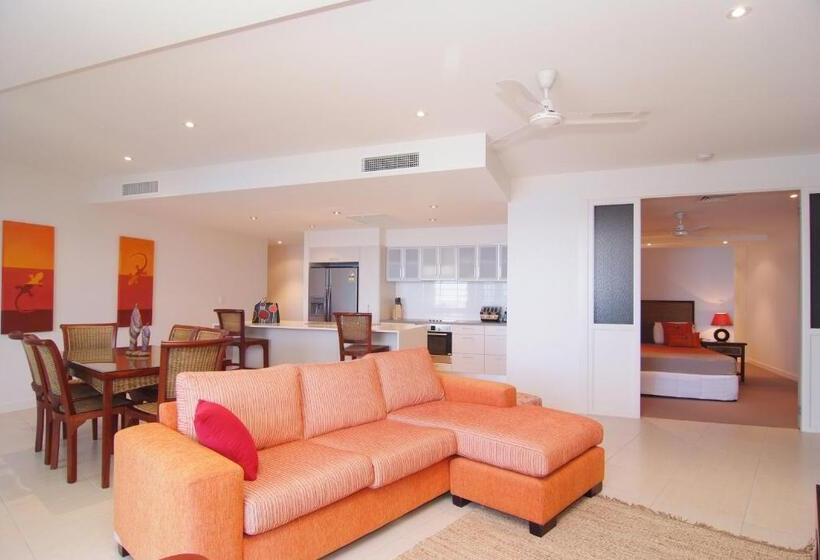２ベッドルーム家族用アパートメント, Coral Cove Apartments