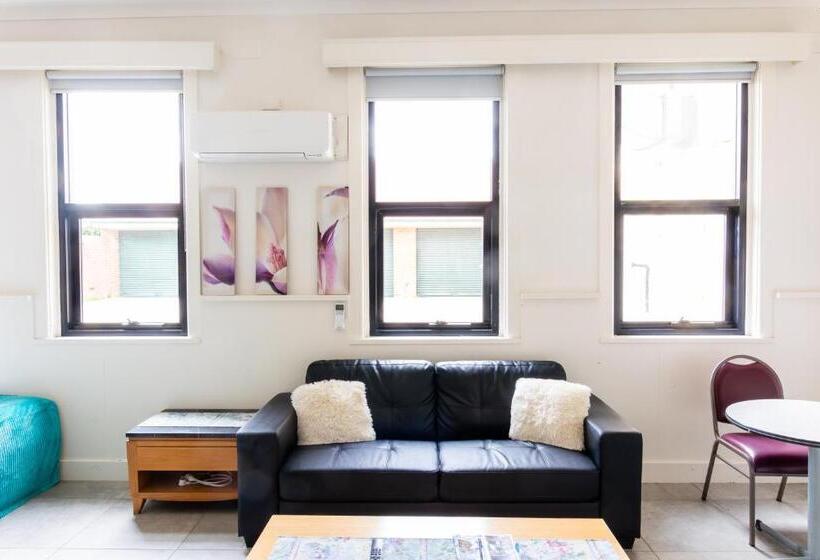 스탠다드 스튜디오, Exchange Hotel Goulburn