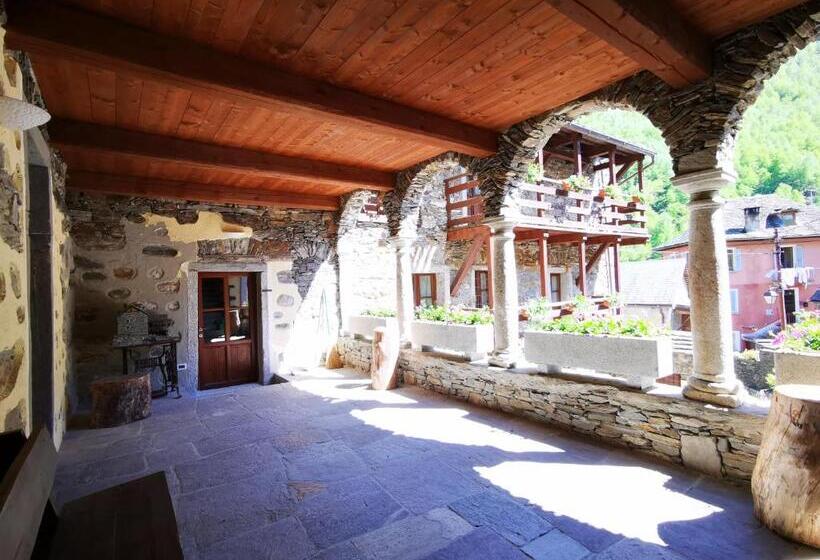 Номер Deluxe с Балконом, Dimora Storica Casa Vanni