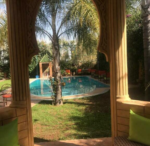 اتاق استاندارد سه نفره, Les Jardins De Ryad Bahia