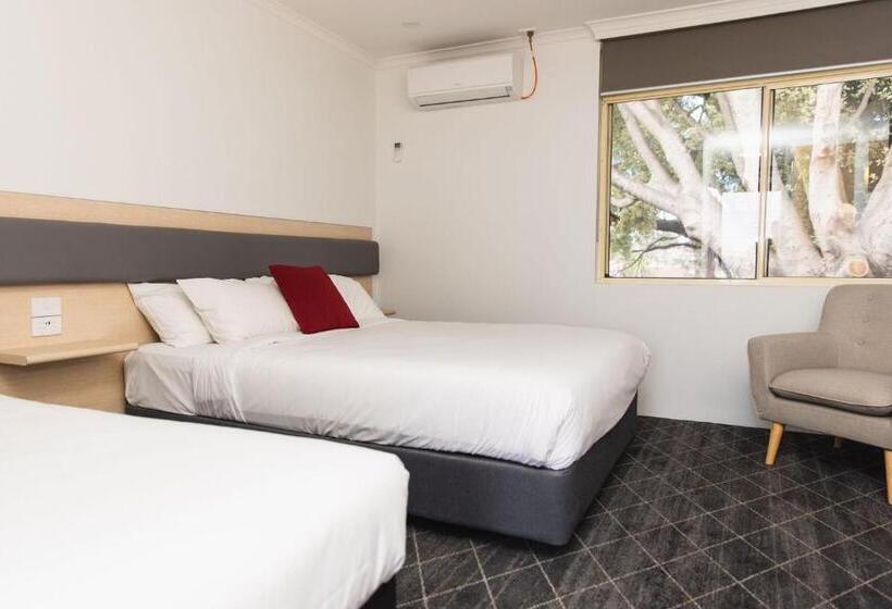 غرفة قياسية فردية, Lakeview Hotel Motel