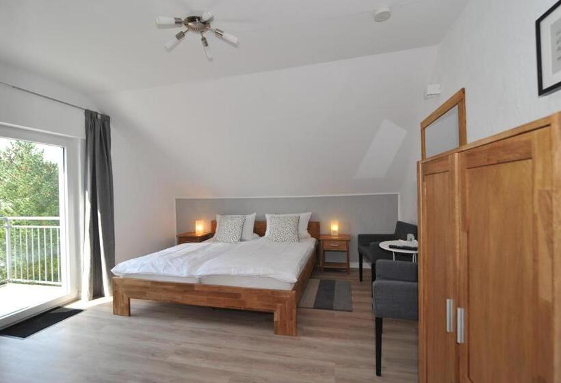 Номер Стандарт с Балконом, Weinhotel Lenz