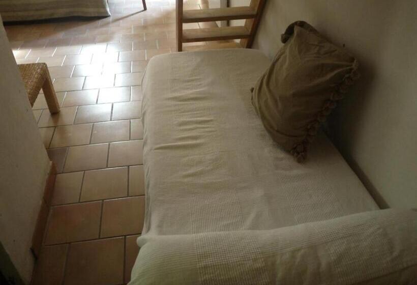 Пятиместный Стандартный Номер, Auberge Des Seguins
