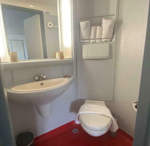 اتاق استاندارد چهار تخته, Boutique Hotel Lumaa Marinero