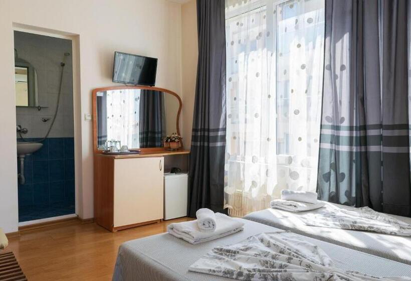 Номер Стандарт, Guest House Eos