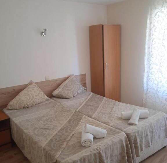 带2个卧室的公寓, Guest House Eos