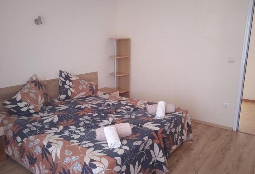 آپارتمان 2 خوابه, Guest House Eos