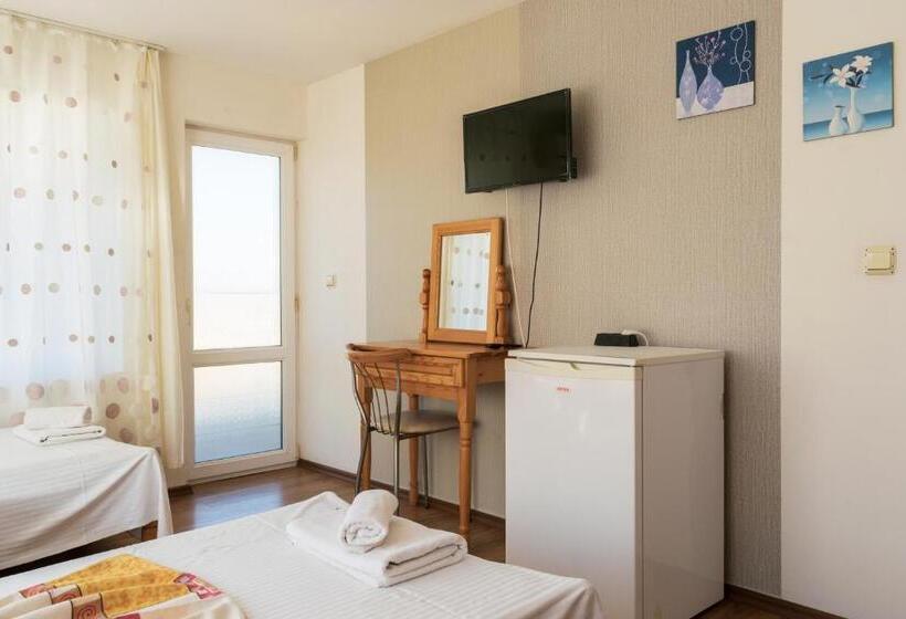 اتاق استاندارد چهار تخته, Guest House Eos