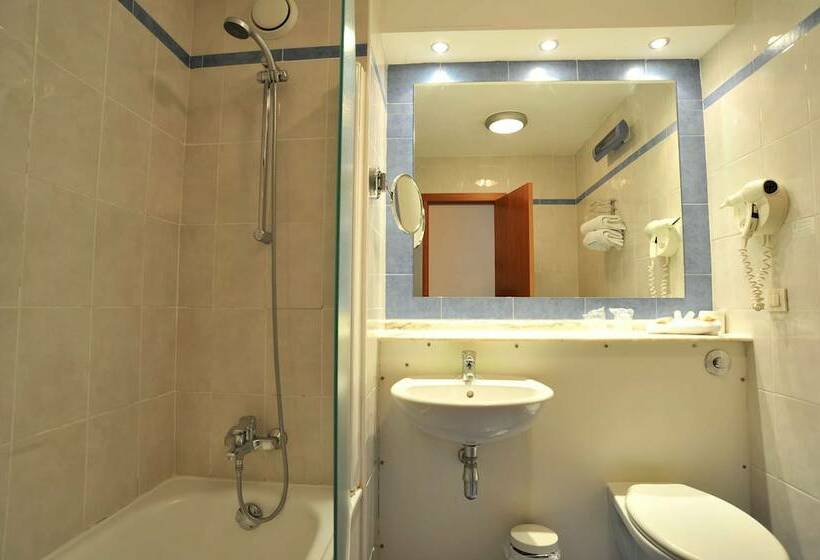 اتاق استاندارد, Travelodge Murcia